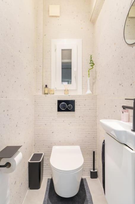 European Heart 2-Bedroom Flat. Bruksela Zewnętrze zdjęcie